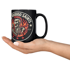 TVS_ELECTRIC_MUG_Lifestyle_RH_Serving_Mockup.png